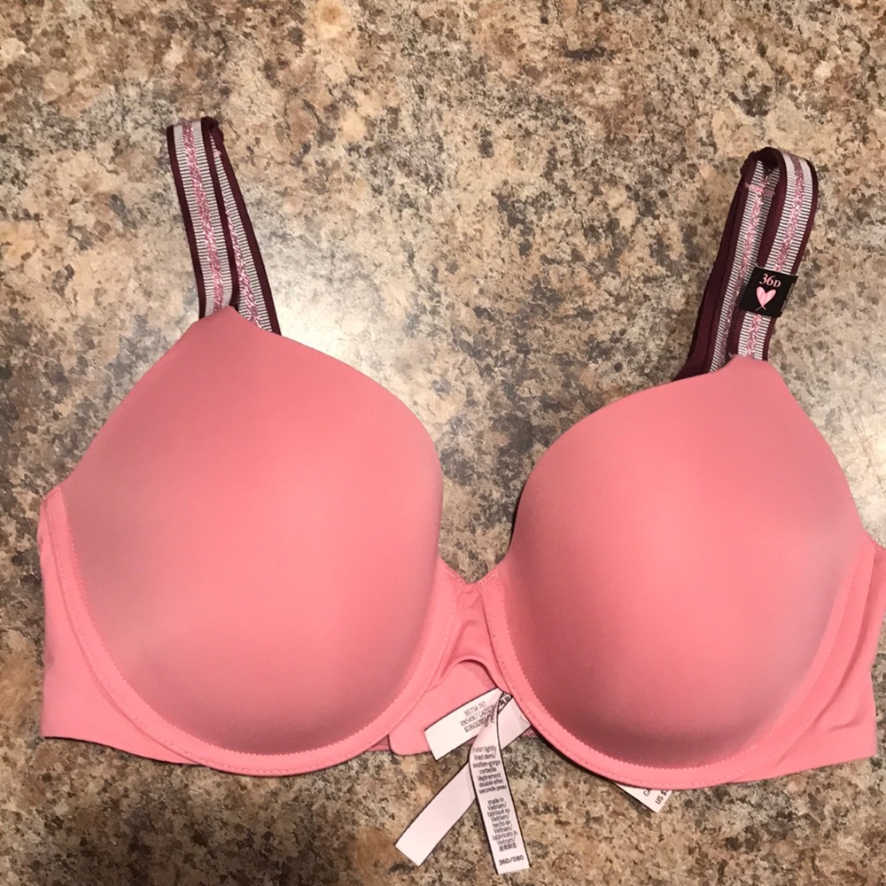 Victoria's secret tshirt Demi 36D